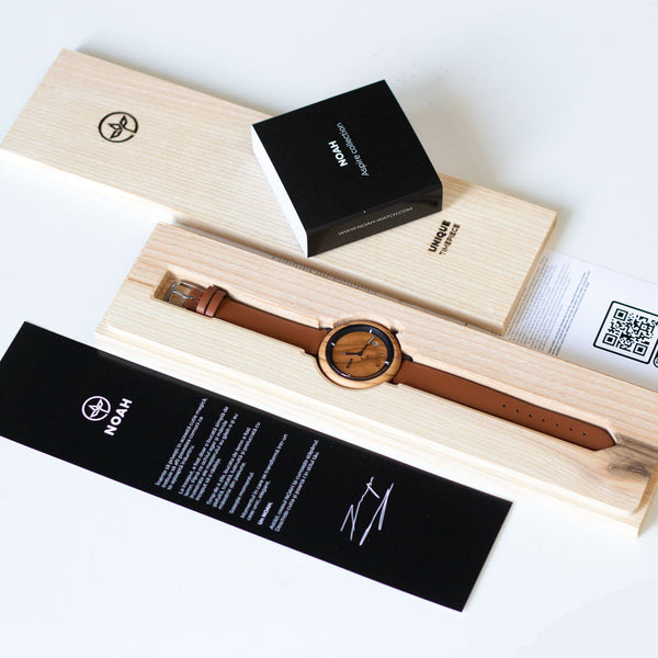 Aspire 38 Kingwood, ceas NOAH din lemn