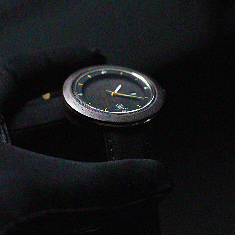 Ebony Gold Diamonds, ceas NOAH din lemn (imaginea 5)